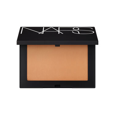 Cipria compatta Light Reflecting, NARS Makeup