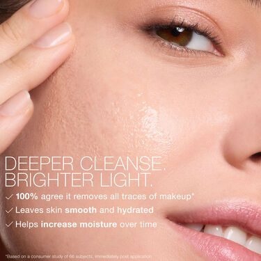 LIGHT REFLECTING&trade; CLEANSING OIL, NARS Trattamenti