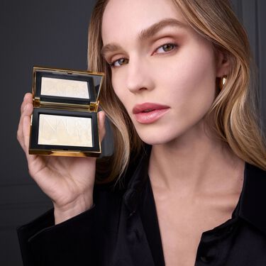 Gold Dust Light Reflecting Setting Powder, NARS Ciprie