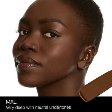 Soft Matte Complete Foundation, NARS Viso