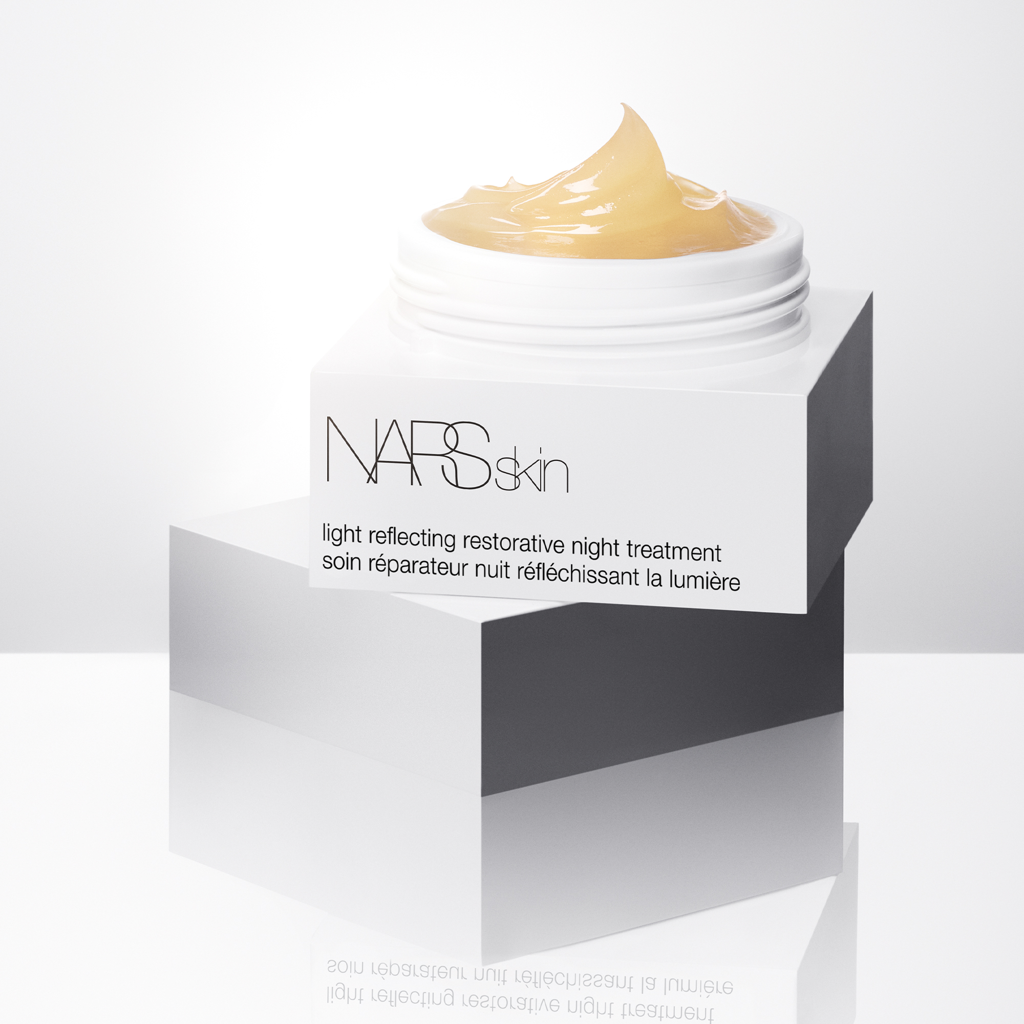 LIGHT REFLECTING RESTORATIVE NIGHT TREATMENT, NARS Trattamenti LIGHT REFLECTING RESTORATIVE NIGHT TREATMENT, NARS Trattamenti